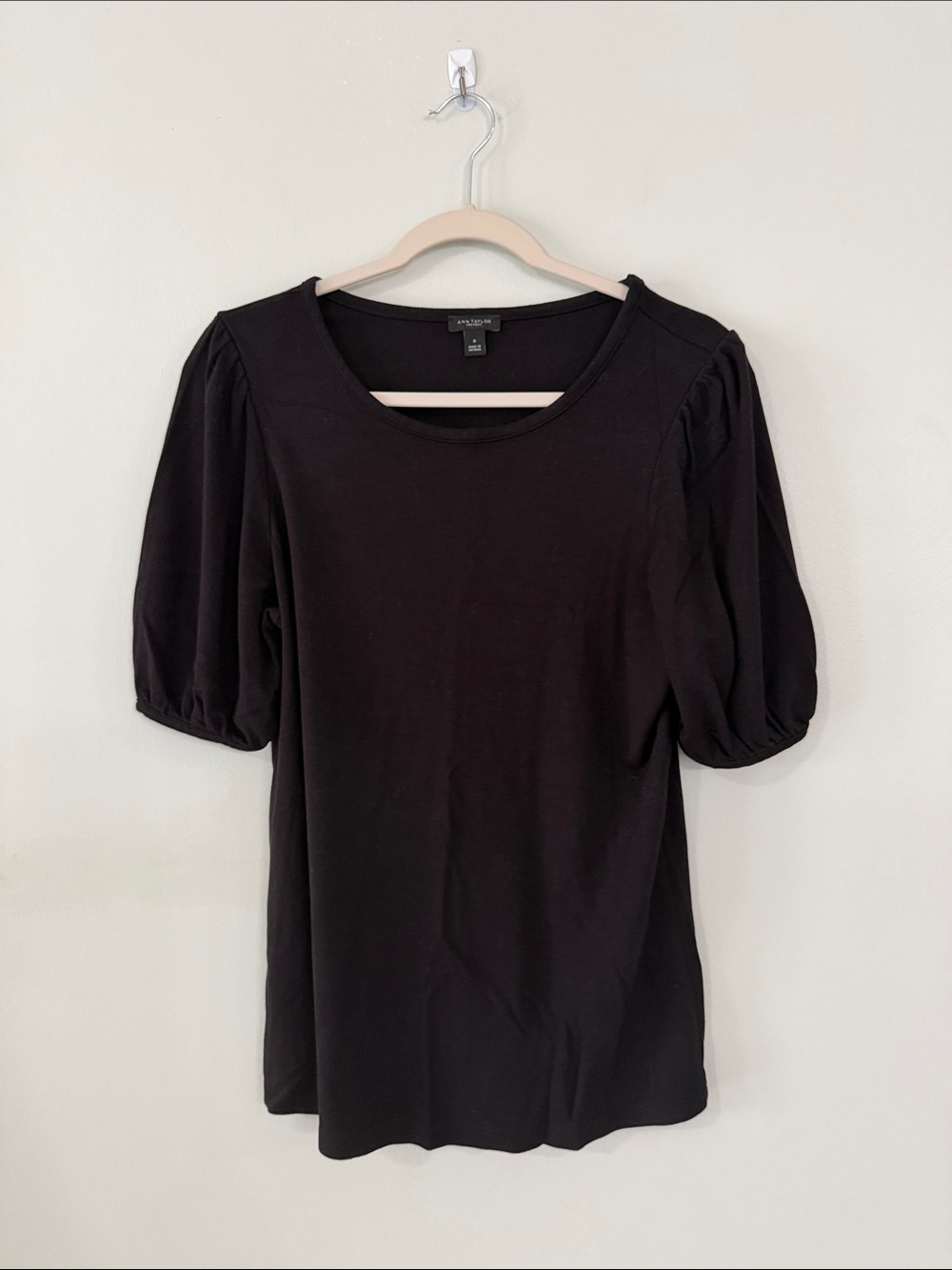 Ann Taylor Factory Black Puff Sleeve Crewneck Tee